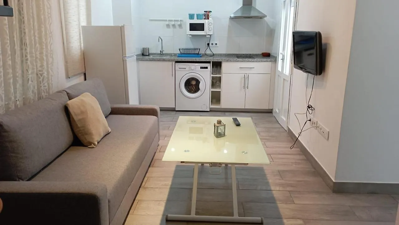 Apartamento En El Casco Antiguo En Plena Alameda Seville