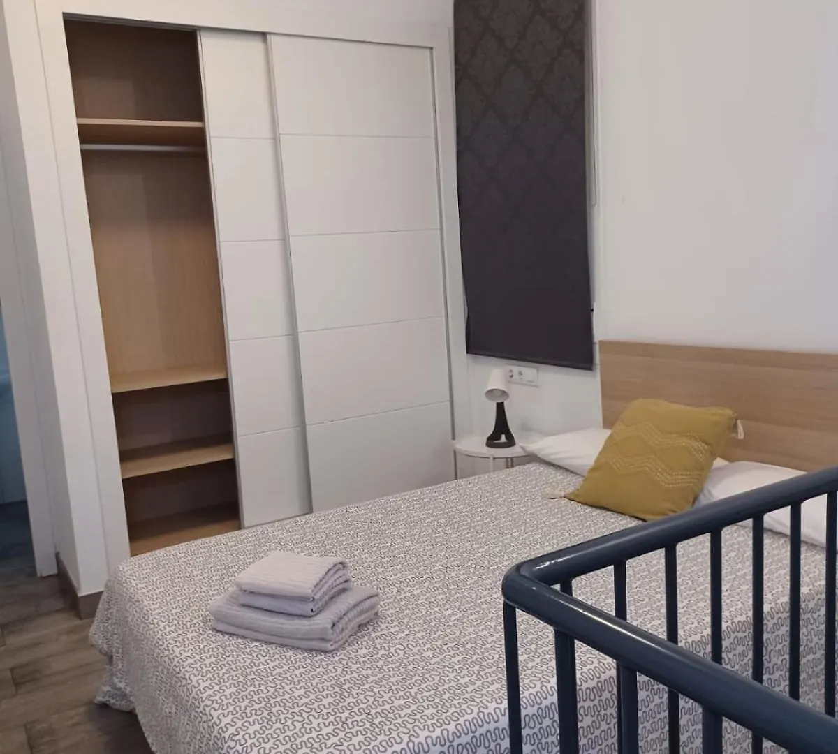 Apartamento En El Casco Antiguo En Plena Alameda Seville Spain